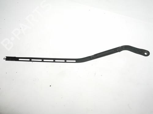 Used Front windshield wiper arm Front windshield wiper arm 36610956 36610956