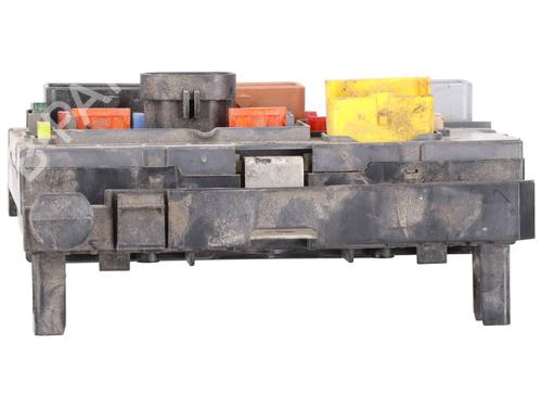 Fuse box CITROËN C5 III (RD_) 1.6 THP 155 (RD5FV8, RD5FNA) | BP36630094E1 - Image 3