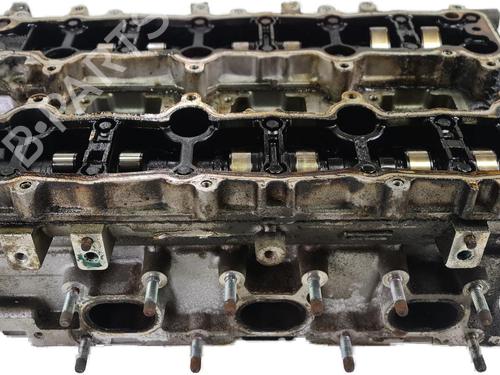 Used Cylinder head Cylinder head 36625758 36625758