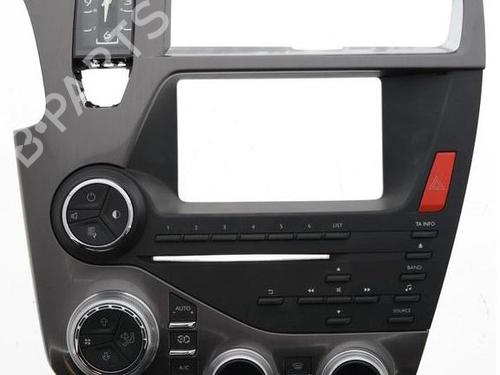 Used Radio Radio 36615818 36615818