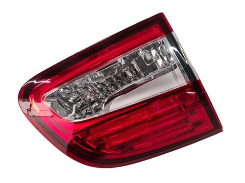left-tailgate-light-citroen-c4-aircross-2010-36631400 main image
