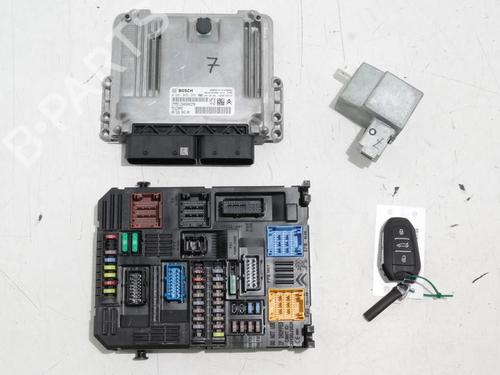 Used Control unit Control unit PEUGEOT 308 II (LB_, LP_, LW_, LH_, L3_) 1.6 PureTech 225 (225 hp) 36621880 36621880