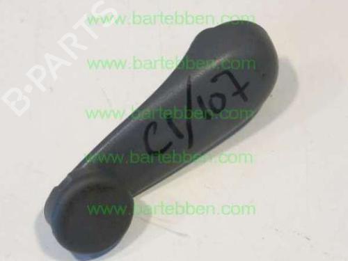Used Front left interior door handle Front left interior door handle PEUGEOT 107 (PM_, PN_) 1.0 (68 hp) 36606855 36606855