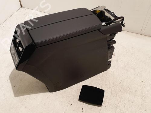 Used Armrest / Center console Armrest / Center console 36621377 36621377