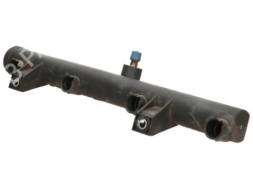 Used Injection rail Injection rail CITROËN C4 Grand Picasso I (UA_) 1.8 i 16V (125 hp) 36626083 36626083