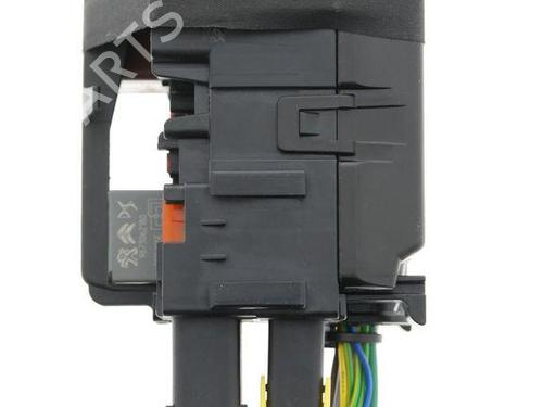 Used Fuse box Fuse box 36624635 36624635