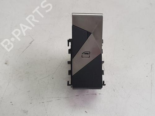 switch-ds-ds-7-crossback-j4_-jr_-jc_-2017-36620368 main image