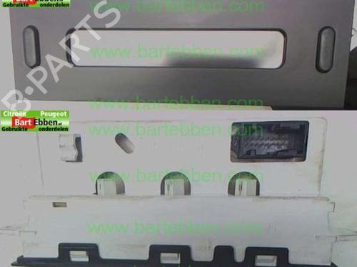 display-monitor-peugeot-206-2l_-2m_-2009-2010-2011-2012-2013-36602157 main image