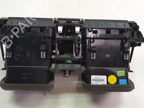 Used Middle console Middle console DS DS 7 Crossback (J4_, JR_, JC_) PureTech 130 (JRHNSU) (130 hp) 36620299 36620299