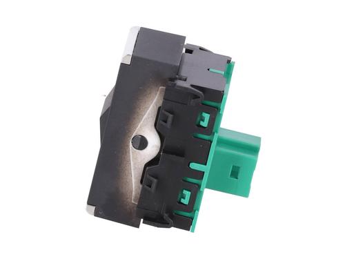 switch-peugeot-508-ii-fb_-fh_-f3_-2018-36629271 main image