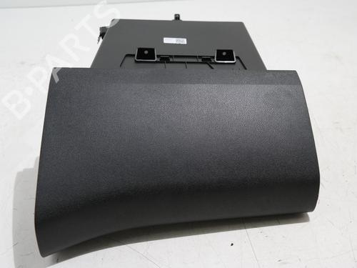 Used Glove box Glove box 36618467 36618467