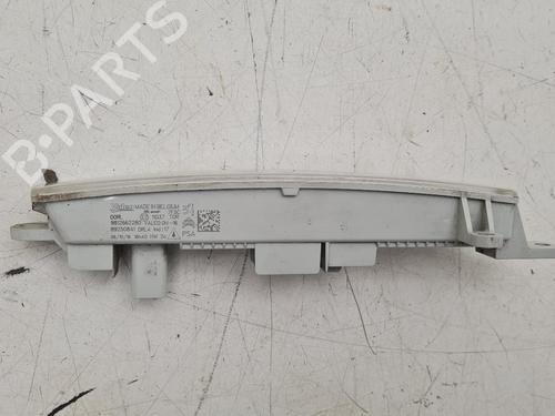 Rear bumper left light PEUGEOT 2008 I (CU_) 1.2 VTi | BP36639424C81 - Image 10