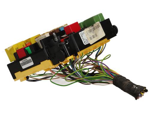 Used Fuse box Fuse box 36626253 36626253