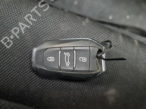 Switch CITROËN DS5 2.0 HDi 200 Hybrid4 All-wheel Drive | BP36627214I30 - Image 28