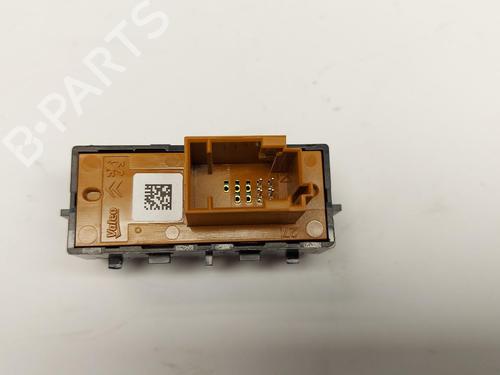 Used Switch Switch 36628238 36628238