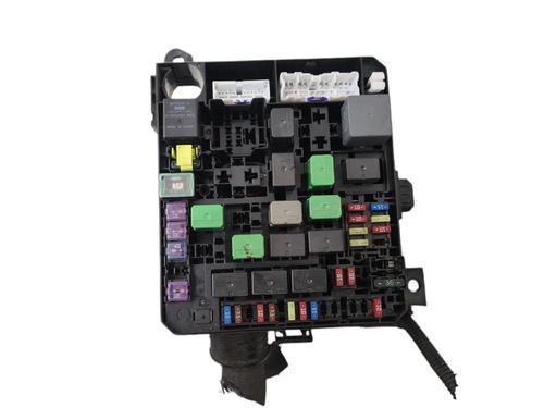 Used Fuse box Fuse box 36631474 36631474