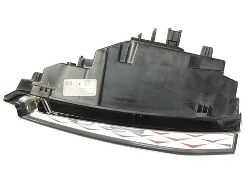 Used Right tailgate light Right tailgate light DS DS 4 II (FR_, FB_, F3_, FP_) BlueHDi 130 (FBYHZT) (130 hp) 36629360 36629360