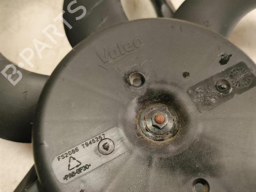 radiator-fan-citroen-c4-cactus-2014-36627532 main image