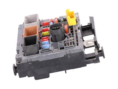 Fuse box CITROËN C5 III (RD_) 1.6 THP 155 (RD5FV8, RD5FNA) | BP36630071E1 - Image 4