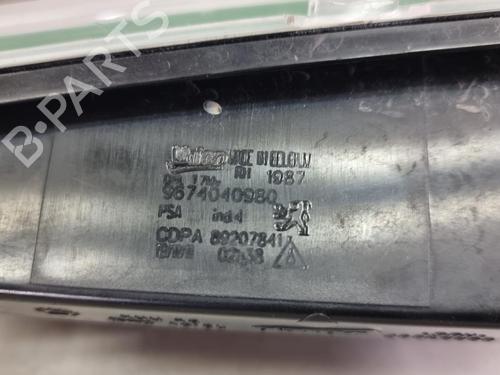 Used Right daytime light Right daytime light 36624307 36624307
