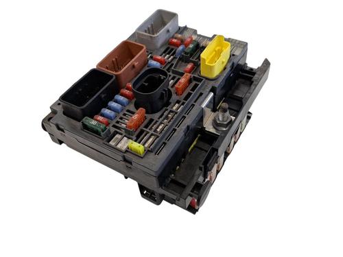 Fuse box PEUGEOT 308 CC (4B_) 2.0 HDi (4BRHRH, 4BRHRJ) | BP36635829E1 - Image 3