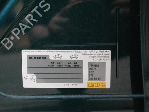 Headrest PEUGEOT 2008 I (CU_) 1.2 THP 110 / PureTech 110 | BP36614509I31 - Image 19