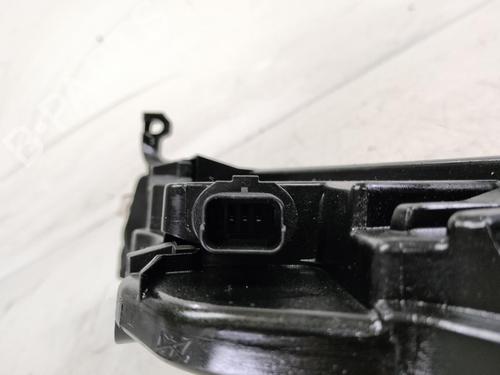 right-daytime-light-citroen-c4-picasso-i-mpv-ud_-2006-2007-2008-2009-2010-2011-2012-2013-2014-2015-36627127 main image