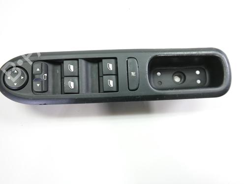 Used Switch Switch PEUGEOT 407 (6D_) 2.0 Bioflex (6DRFJB) (140 hp) 36613850 36613850