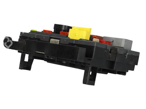 Fuse box CITROËN C5 III (RD_) 1.6 THP 155 (RD5FV8, RD5FNA) | BP36634556E1 - Image 3