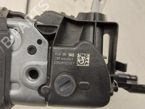 front-right-lock-citroen-spacetourer-bus-v_-2016-36627854 main image