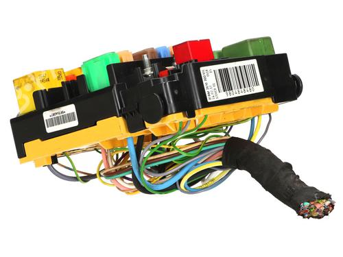 Fuse box PEUGEOT 2008 I (CU_) 1.2 THP 130 / PureTech 130 | BP36625176E1 - Image 3