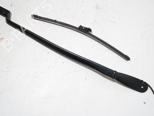 Used Front windshield wiper arm Front windshield wiper arm 36617647 36617647