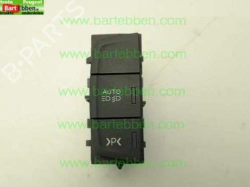 switch-peugeot-508-sw-i-8e_-2010-2011-2012-2013-2014-2015-2016-2017-2018-36609170 main image