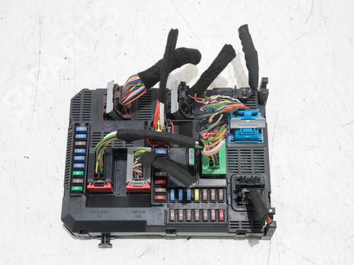 Used Fuse box Fuse box 36620896 36620896