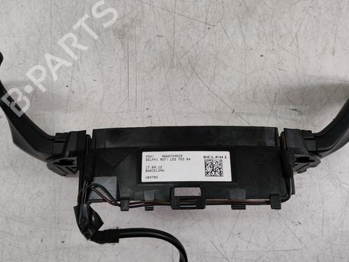 Switch CITROËN DS5 2.0 HDi 200 Hybrid4 All-wheel Drive | BP36627214I30 - Image 2