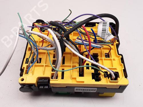 fuse-box-citroen-c4-cactus-2014-36615951 main image