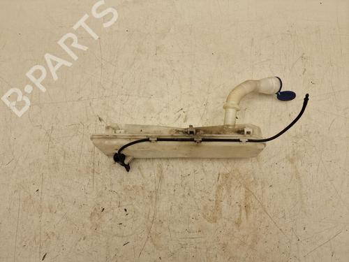 Used Windscreen washer tank Windscreen washer tank 38628722 38628722
