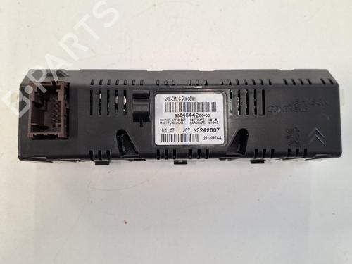 Used Display monitor Display monitor 36626969 36626969