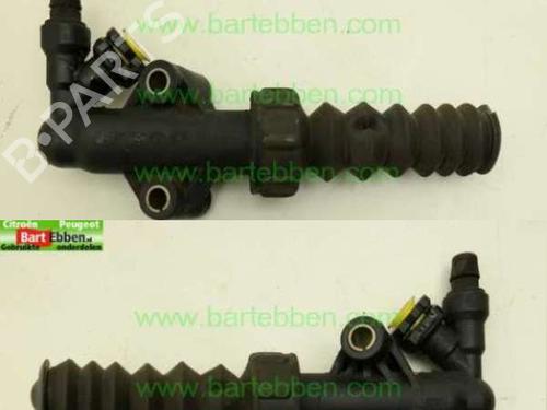 Used Clutch slave cylinder Clutch slave cylinder 36606772 36606772