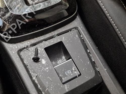 - Image 4