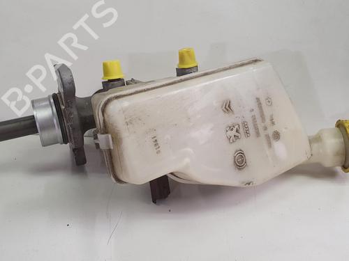 Used Brake master cylinder Brake master cylinder 36619631 36619631