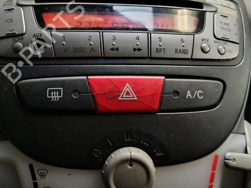 Left front seat CITROËN C1 (PM_, PN_) 1.0 | BP36633392C15 - Image 28