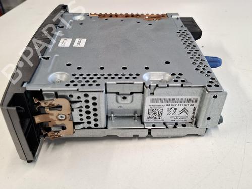Used Radio Radio 36626970 36626970