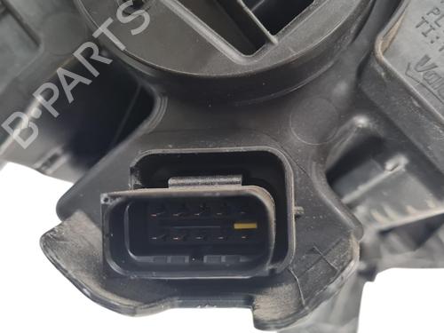 Used Left headlight Left headlight CITROËN C4 III (BA_, BB_, BC_) ë-C4 (BCZKXC, BZCKSC) (136 hp) 36637225 36637225