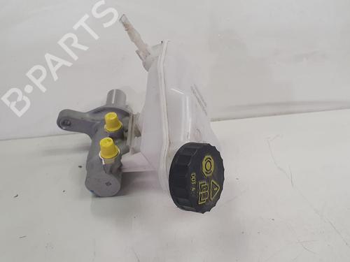 Used Brake master cylinder Brake master cylinder PEUGEOT 3008 II SUV (MC_, MR_, MJ_, M4_) 1.6 THP 165 (M45GYW, M45GZW, M45GYV) (165 hp) 36621332 36621332