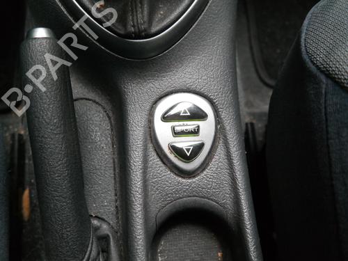 Left front steering knuckle CITROËN C5 I Break (DE_) 2.0 16V (DERFNF, DERFNC, RERFNC) | BP36613356M25 - Image 17
