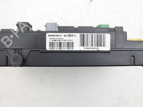 Used Fuse box Fuse box 36626244 36626244