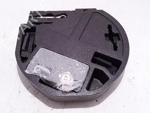jack-kit-citroen-c4-ii-nc_-2009-36615800 main image