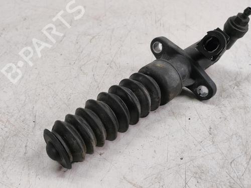 Clutch slave cylinder CITROËN C4 CACTUS 1.2 THP 110 | BP36627529M113 - Image 4