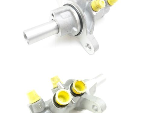 Brake master cylinder PEUGEOT 108 1.0 VTi | BP36626708M77  - Image 8